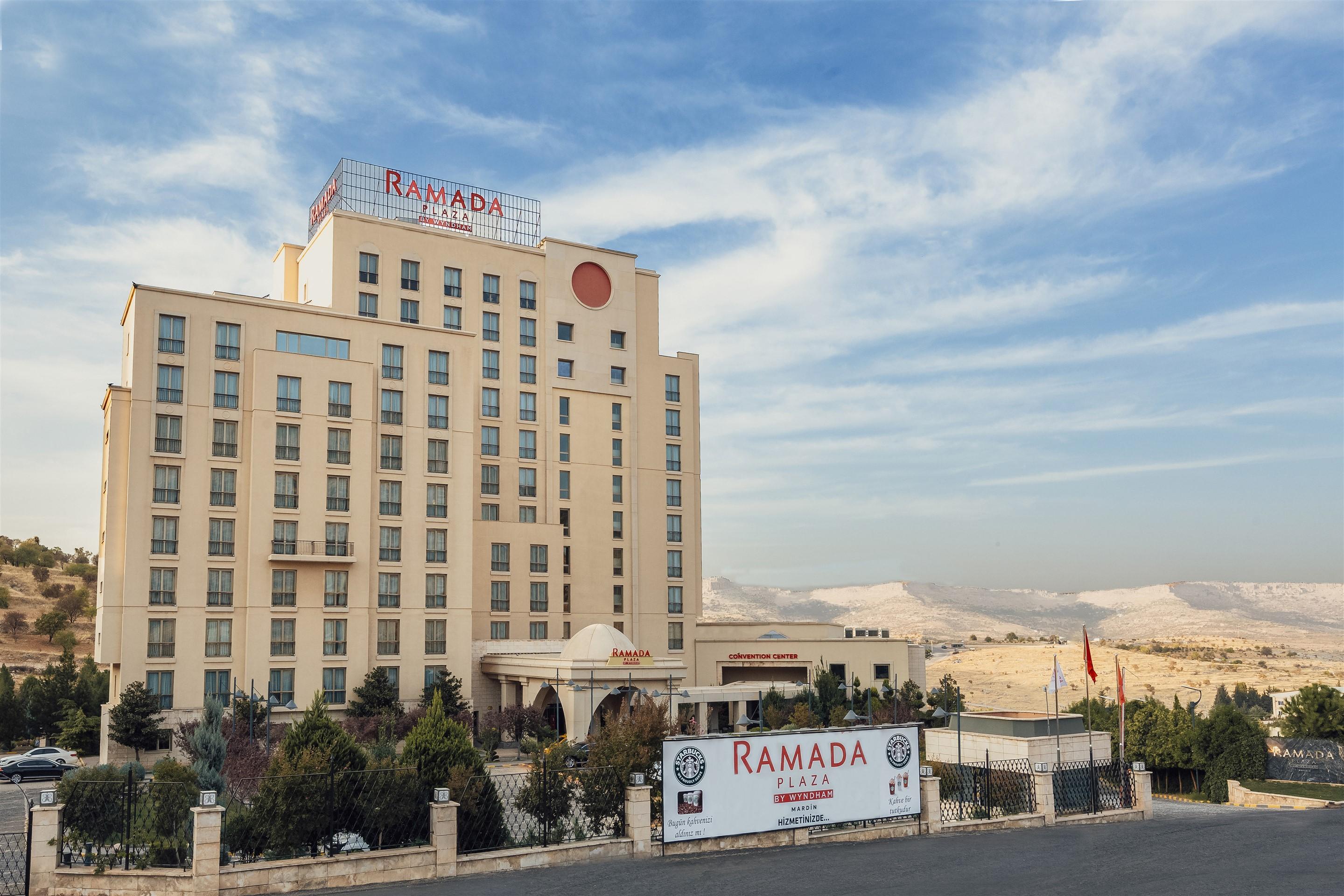 Ramada Plaza By Wyndham Mardin Hotel Kültér fotó